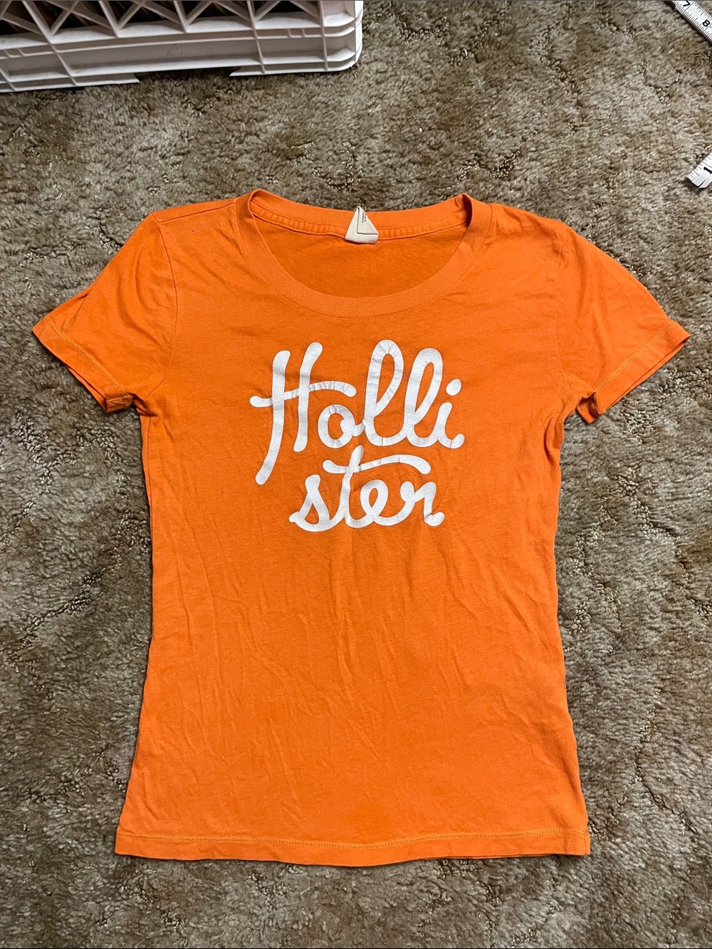 Hollister California Y2K 2000s Style Orange T Shirt Size Small